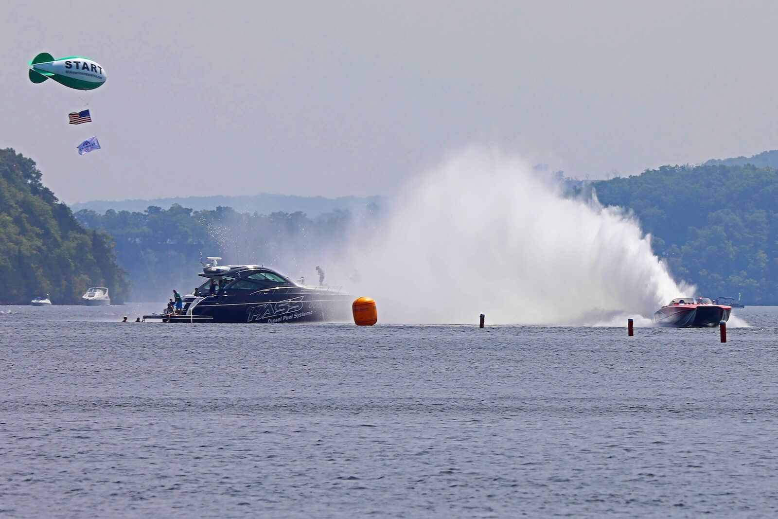 Shootout Start Boat Crew Getting Soaked